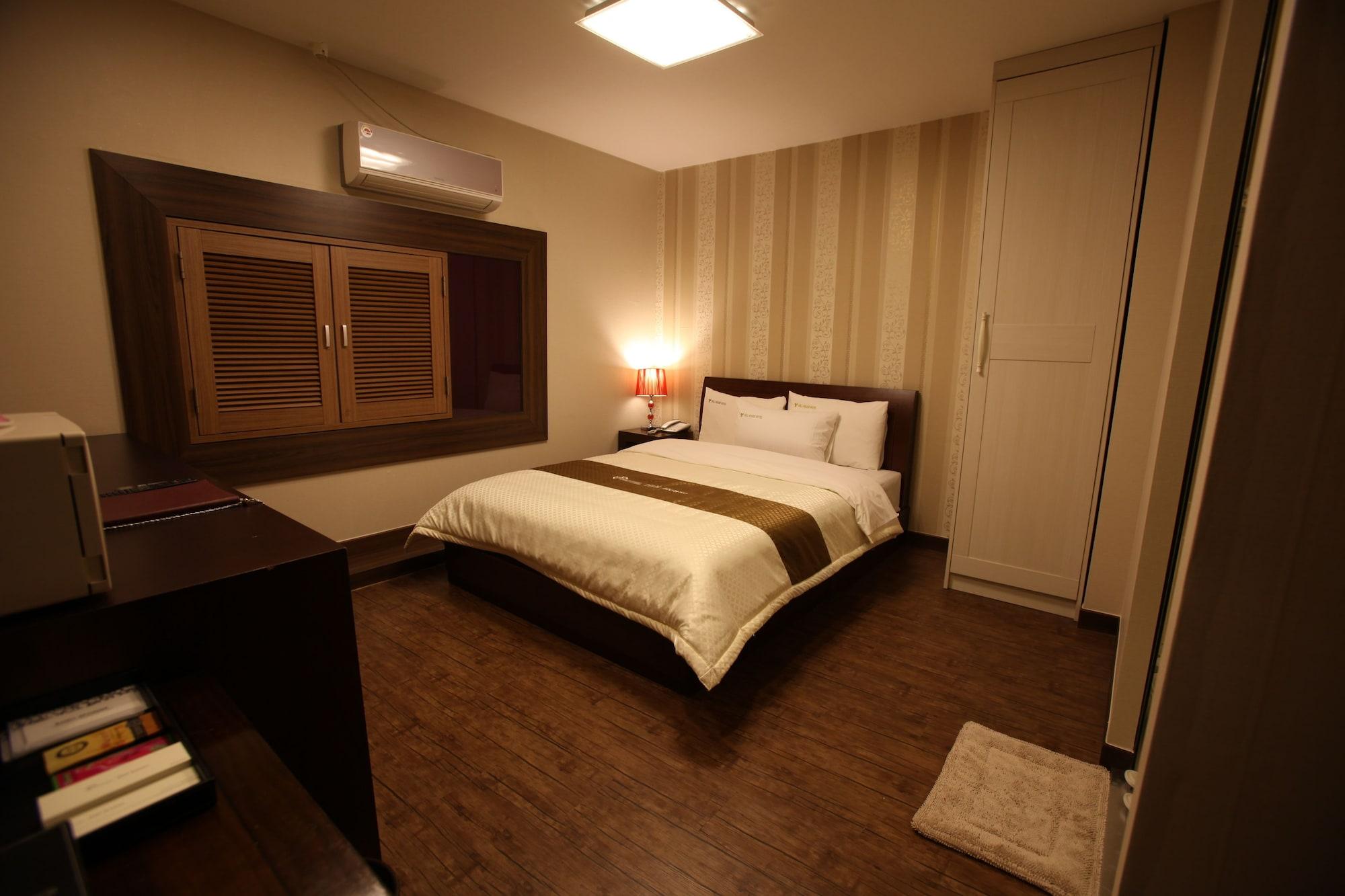 Hill House Seoul Myeongdong Hotel Ngoại thất bức ảnh